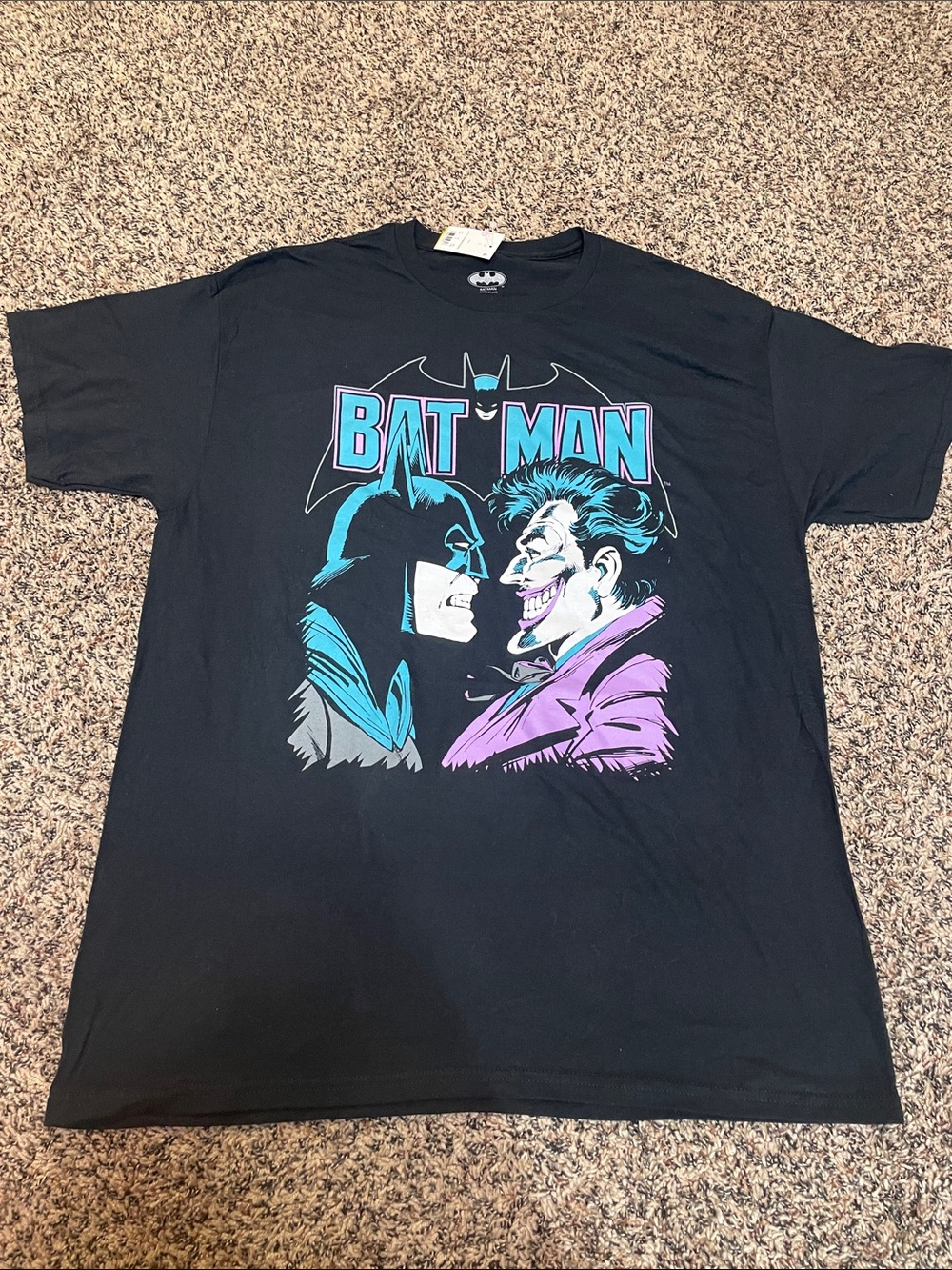 Batman Black Graphic Tee Mens Size Large NWT